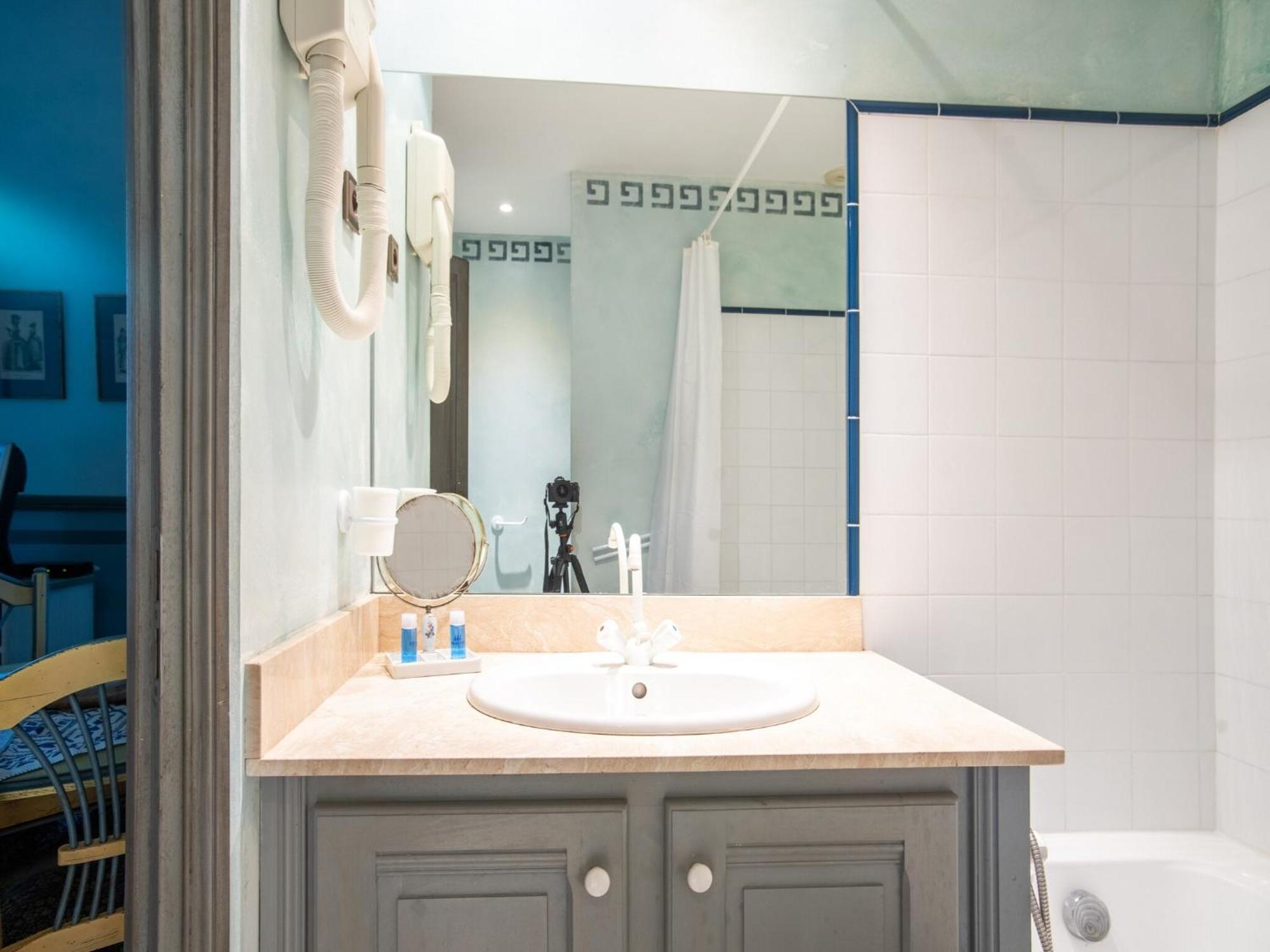 Cozy Apartment With Swimming Pool Terrace Garden Parking Montbrun-les-Bains Extérieur photo