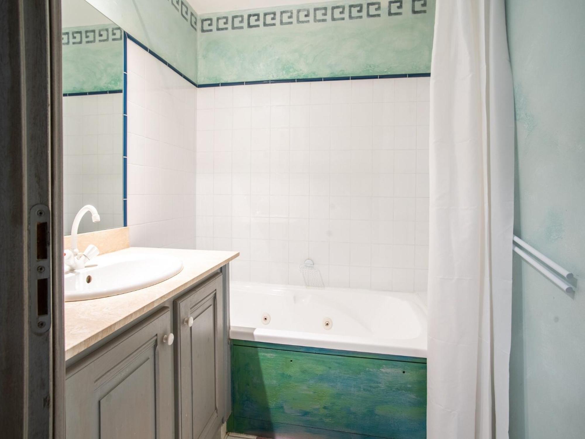 Cozy Apartment With Swimming Pool Terrace Garden Parking Montbrun-les-Bains Extérieur photo