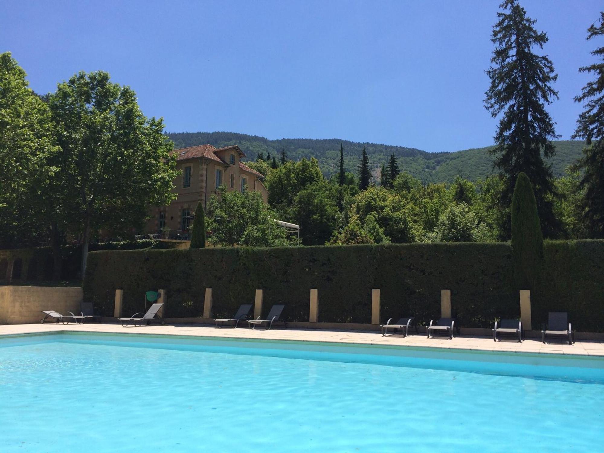 Cozy Apartment With Swimming Pool Terrace Garden Parking Montbrun-les-Bains Extérieur photo